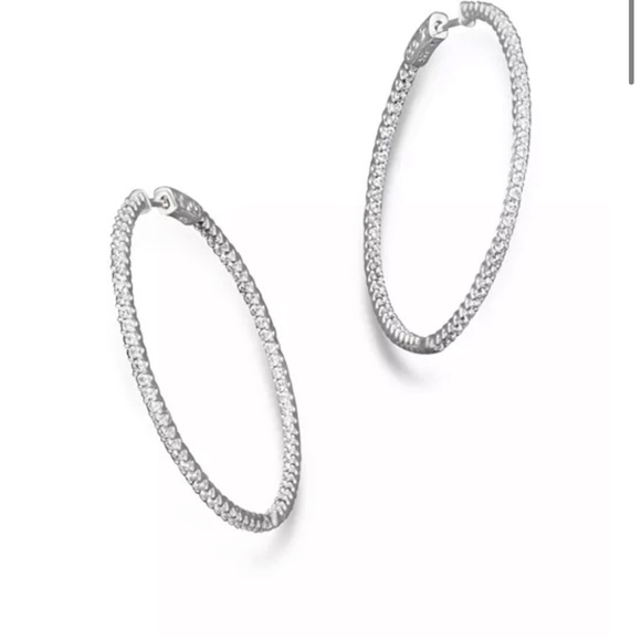 Bloomingdale's Jewelry - Bloomingdales diamond hoop earrings new in box